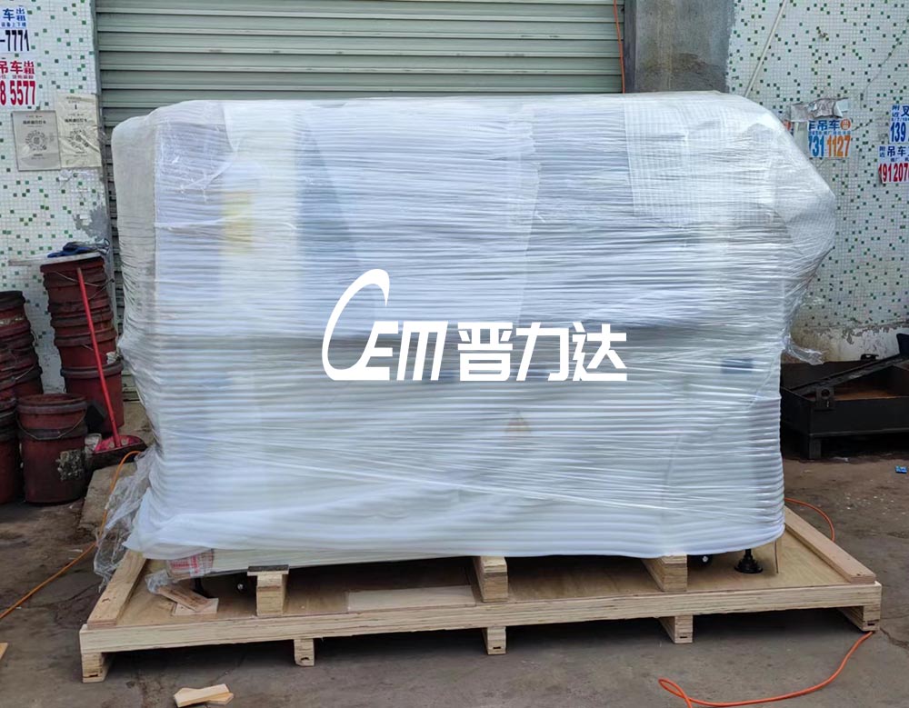 兩臺(tái)高配波峰焊出口德國(guó)漢堡市，全英文界面